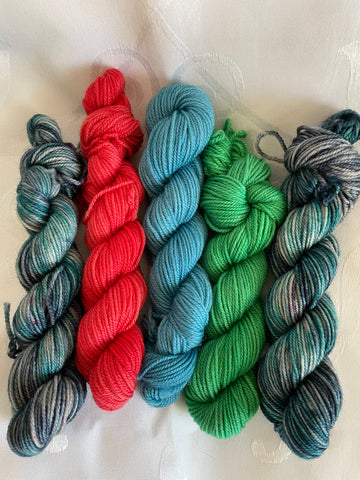 Under the Mistletoe' 2023 Holiday Collection Mini-Skein Pack