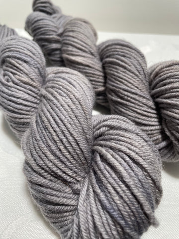 Timber wolf non-superwash worsted weight (50 grams)