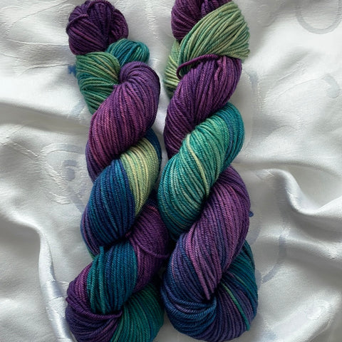 Northern lights worsted weight (115 grams)